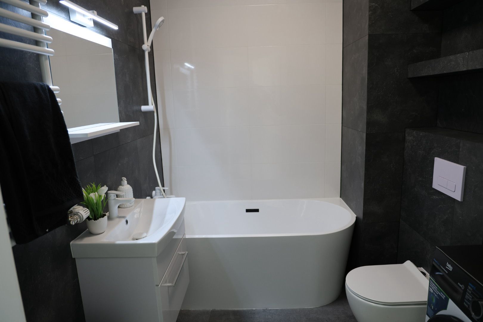 Studio Heweliusza 8A — wnętrze mieszkania