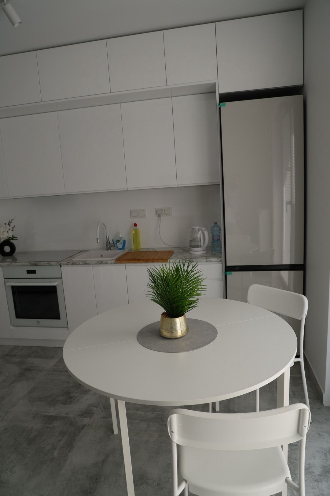 Studio Heweliusza 8A — wnętrze mieszkania